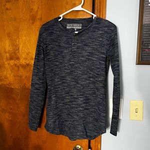 Knickerbocker Curved Hem Long Sleeve T-Shirt | Blue | Size Small